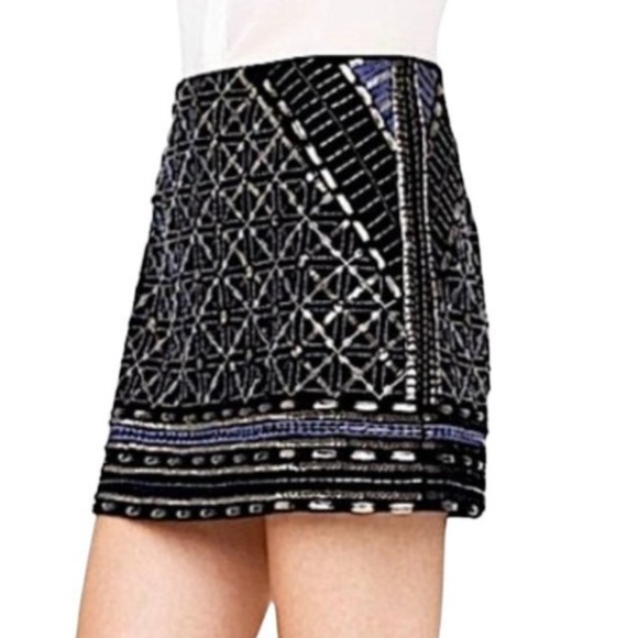 Club Monaco Kaitlin Black w/ Silver Hand Beaded Back Zip Up A Line Mini Skirt. - Picture 4 of 14